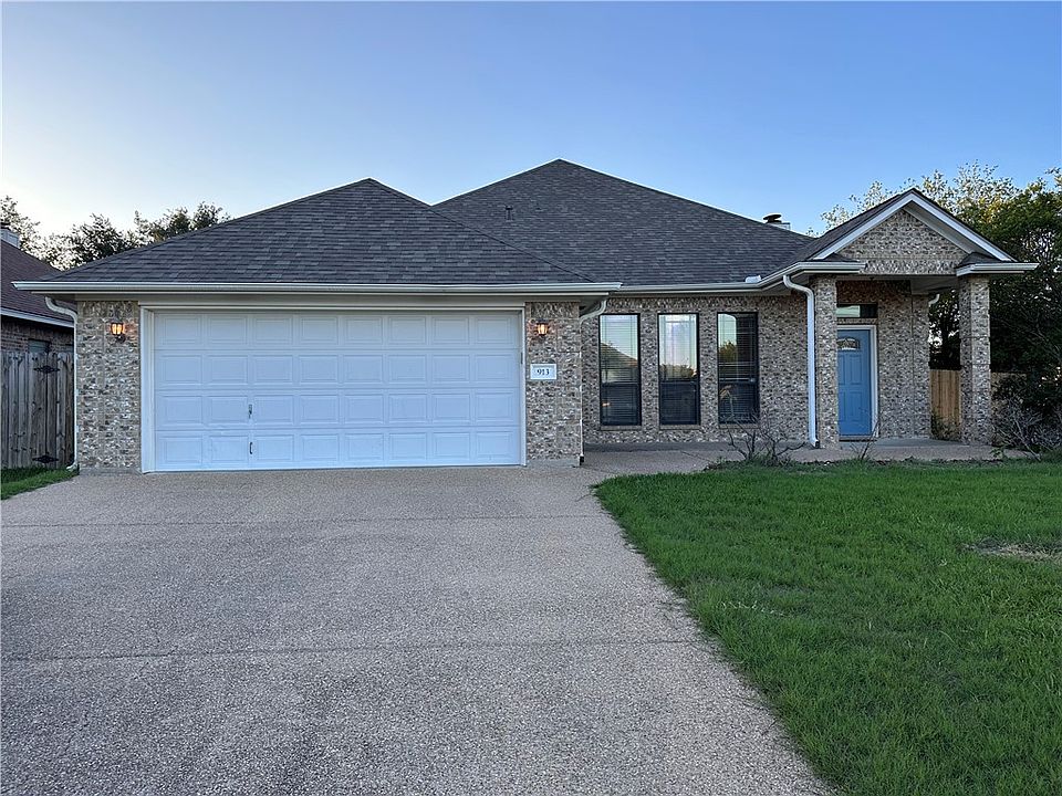 1st image of 913 Delrey Dr
