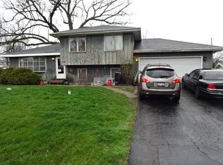 29W380 Lester St, West Chicago, IL 60185