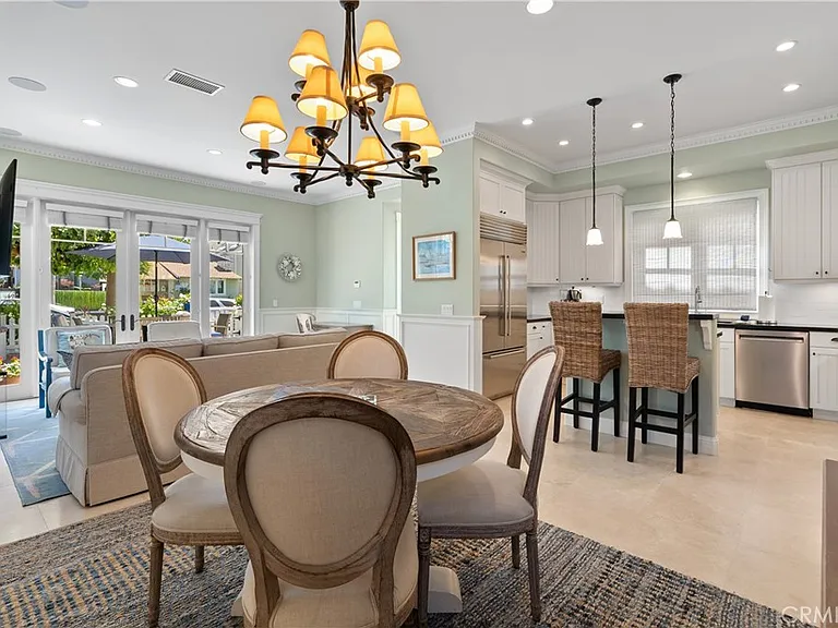 705 Goldenrod Ave — Photo 8