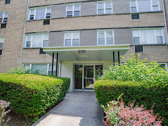 2nd image of 6161 N Hoyne Ave APT 308