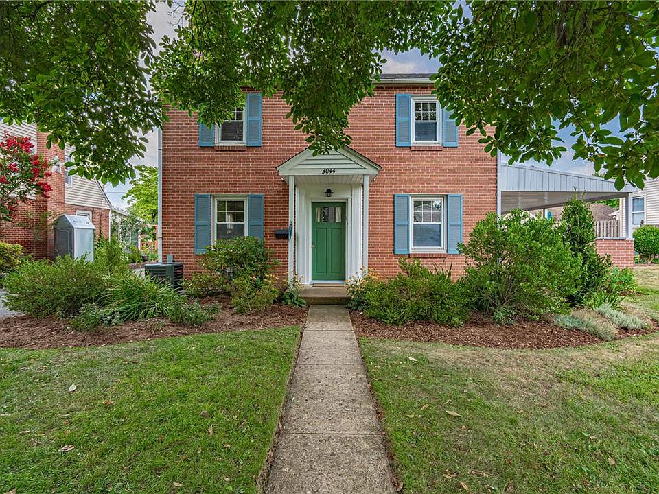 1st image of 3044 W Greenleaf St