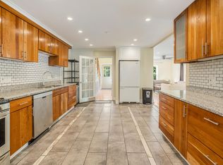 29 Summer St #A, Lebanon, NH 03766