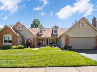 15830 Cedarmill Dr, Chesterfield, MO 63017