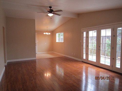 5th image of 3617 Centinella Dr