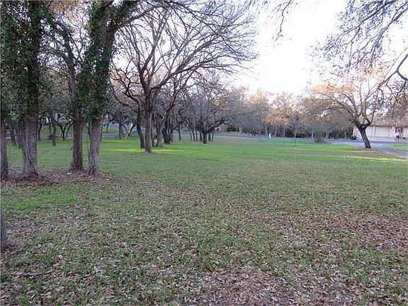 4th image of 406 W Esparada Dr