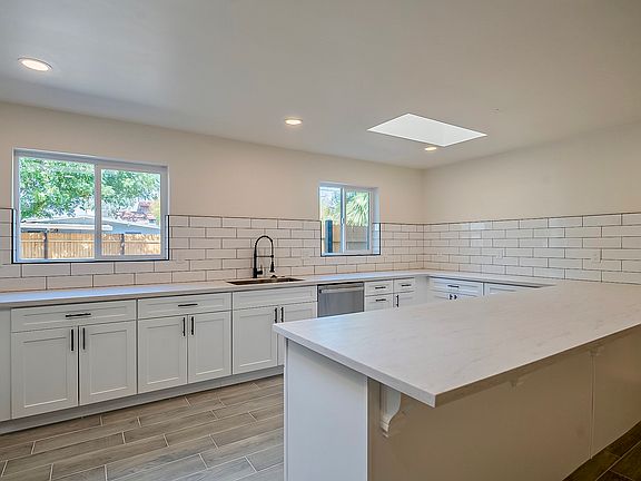 5th image of 2028 S College Ave