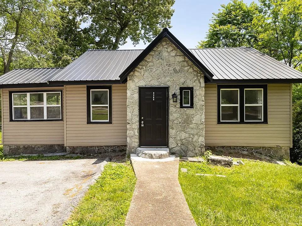 1812 John Ross Rd