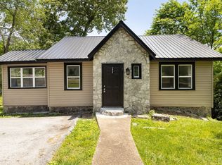 1812 John Ross Rd, Chattanooga, TN 37412