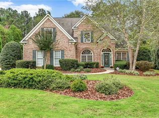 1040 Fieldgate Ln, Roswell, GA 30075