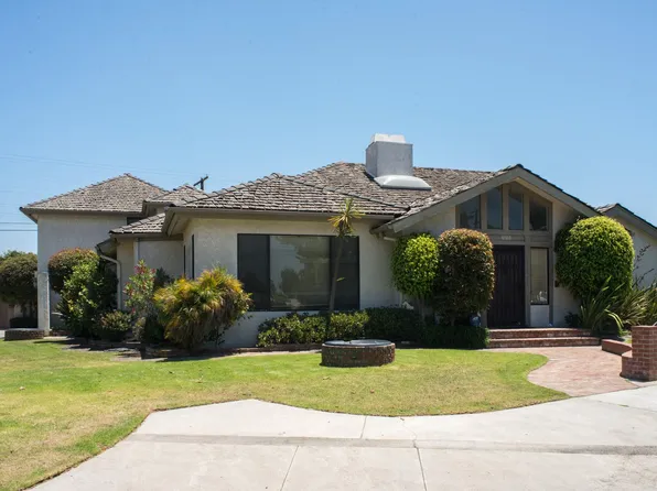 8300 Regis Way, Los Angeles, CA 90045