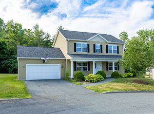 60 Mountain View Dr, Lebanon, NH 03766