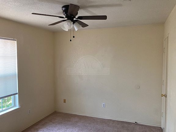 4th image of 1709 Spring Rose Cir #168072867