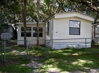 413 1st St, Polk City, FL 33868