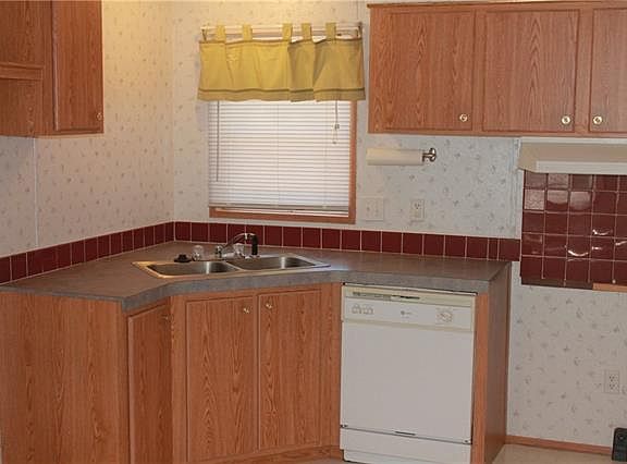 5th image of 317 Forestwood Dr
