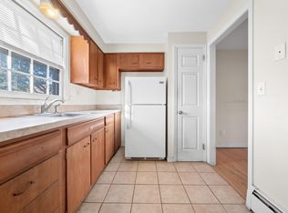 61 Charter Oak St APT A, Manchester, CT 06040