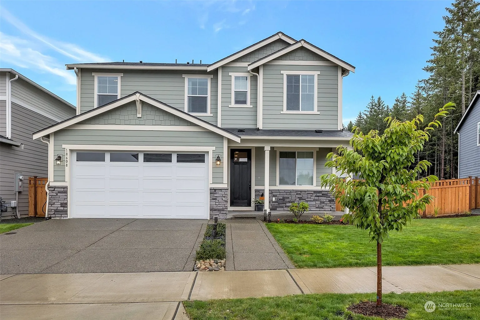 18608 135th Lane E photo 1