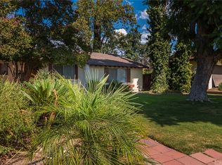 565 W Campus View Dr, Riverside, CA 92507