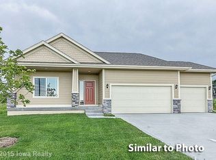 1013 Shelby Dr, Adel, IA 50003