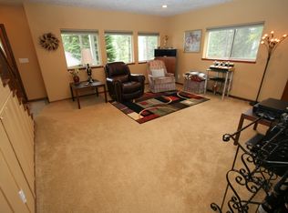 12804 S Starr Rd, Rockford, WA 99030