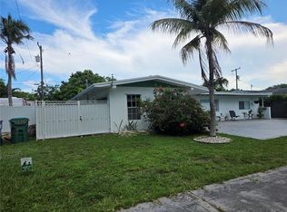 10220 SW 164th St, Miami, FL 33157