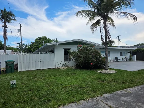 10220 SW 164th St, Miami, FL 33157