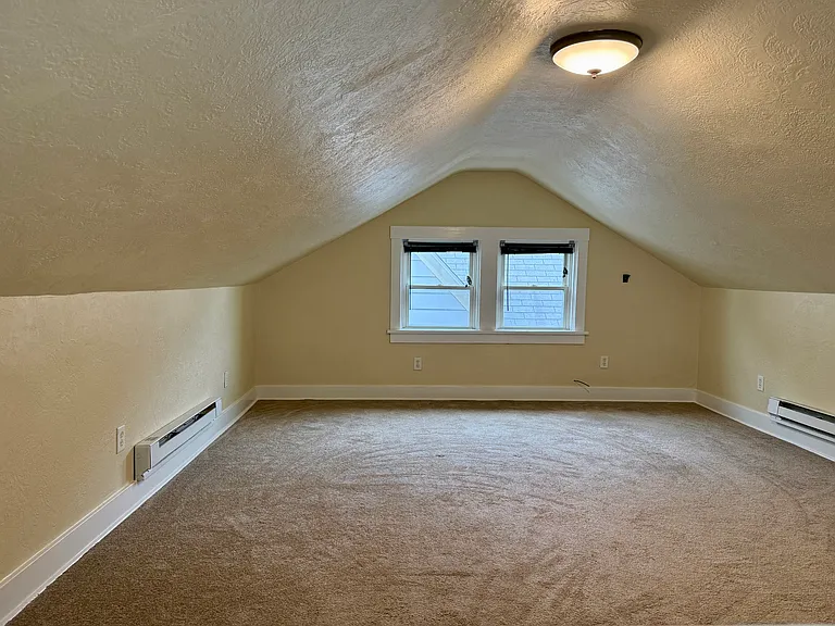 440 Eureka St — Photo 12