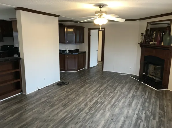 2100 Turner Rd, Watertown, TN 37184