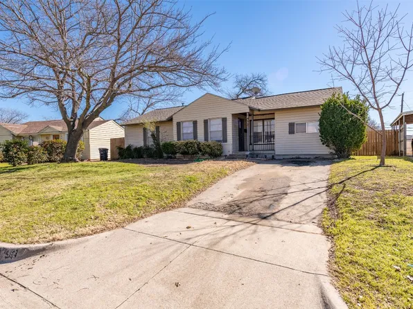 7433 Aberdeen Dr, Fort Worth, TX 76116