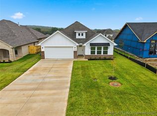 2069 E 130th St S, Jenks, OK 74037