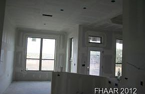 5th image of 910 Cactus Ln