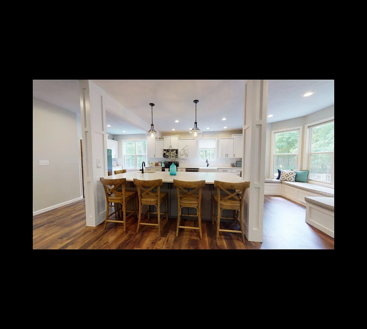 5 bed, 4084 sqft, $4,250 — Photo 4