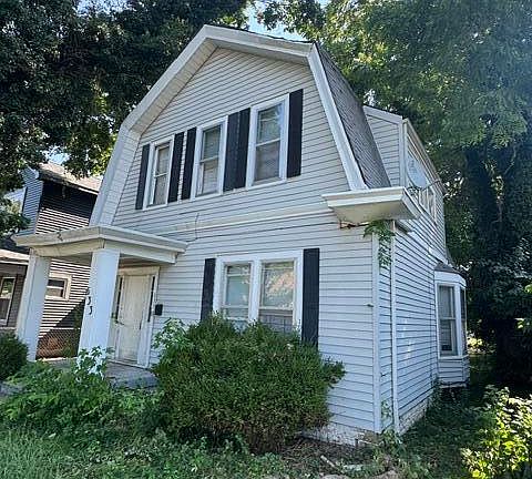 3rd image of 633 S 41st St