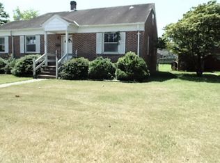 606 Cleveland Ave, Emporia, VA 23847