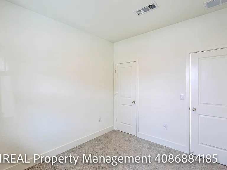 3128 Balance Cir — Photo 9