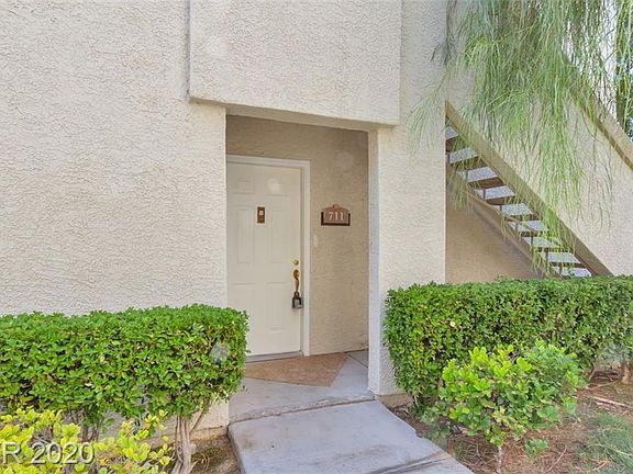 3rd image of 6480 Annie Oakley Dr Unit 711