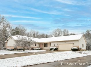 6126 Lake Harbor Rd, Muskegon, MI 49441