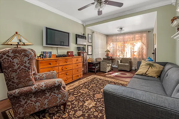 Sold by Sold By Bart Real Estate Partners inc | media 5
