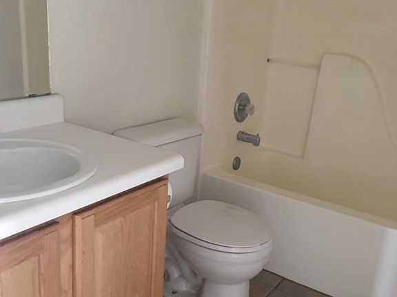 4th image of 2439 S Saint Pablo Dr