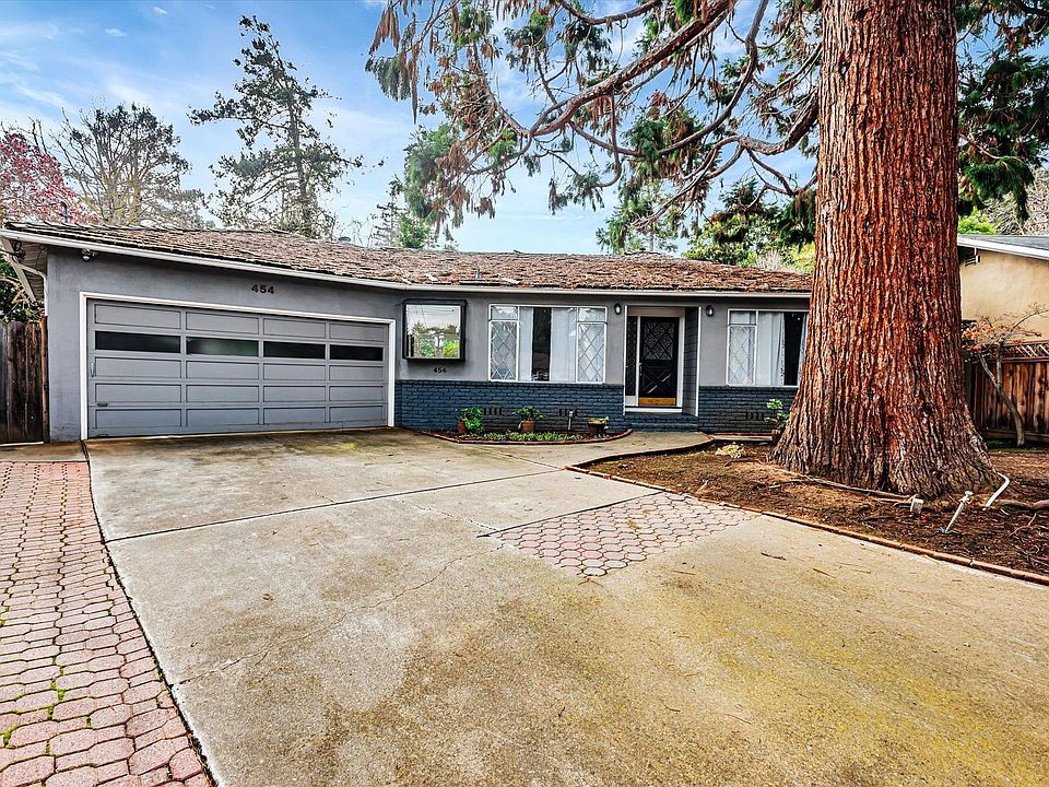 1st image of 454 Falk Ct
