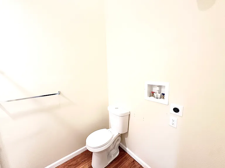 105 Bank St #4A — Photo 13