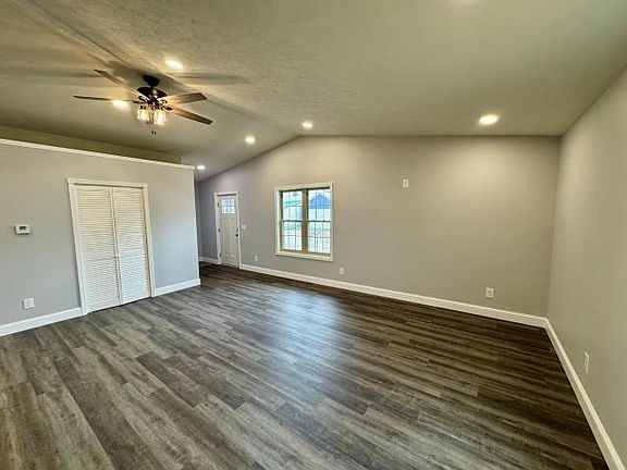 4th image of 8 Morrison St #7