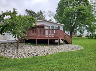 1529 Old Lancaster Pike #E, Sinking Spring, PA 19608