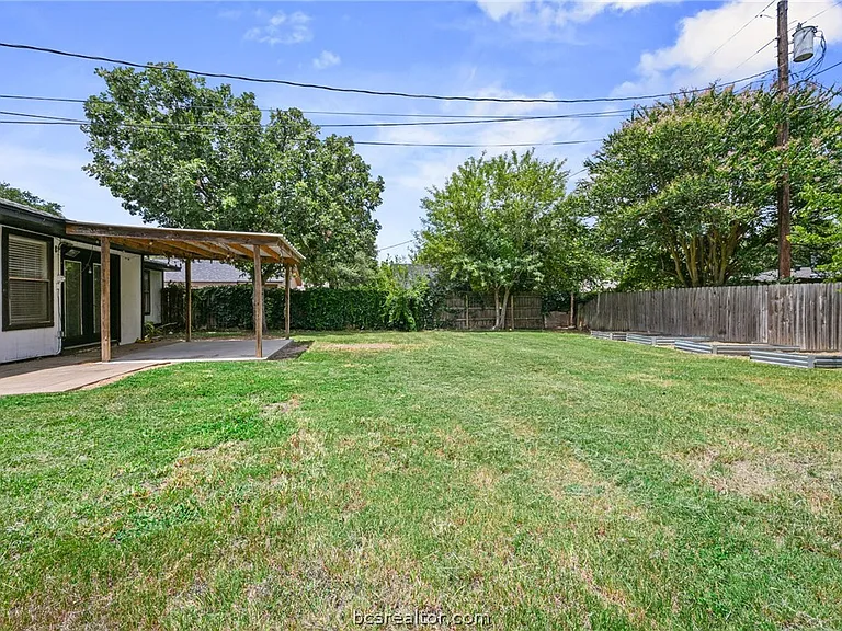 3213 Bahia Dr — Photo 18