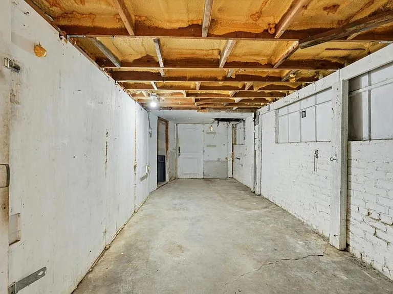 1000 Chanslor Ave — Photo 24