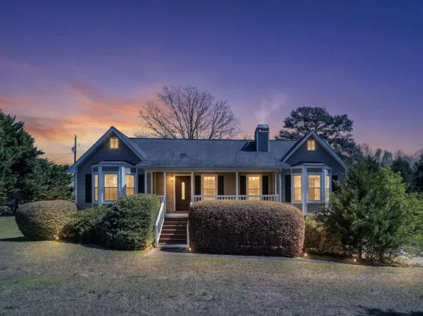 60 Villa Ridge Dr, Dallas, GA 30157