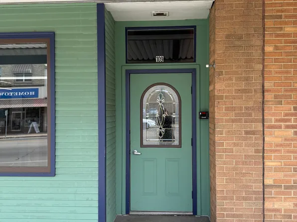 109 S Main St #100, Fort Atkinson, WI 53538