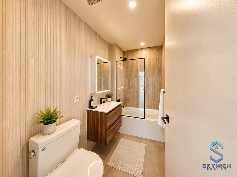 37-25 32nd St #5C — Photo 9