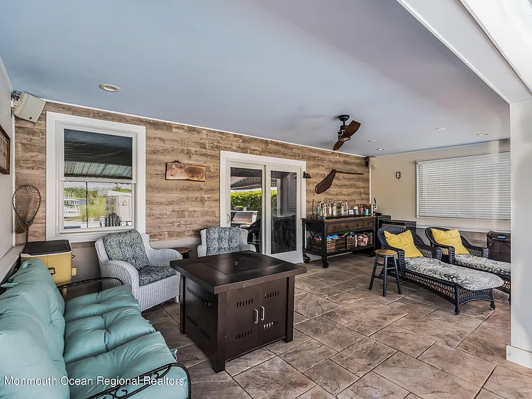1613 Northstream Pkwy — Photo 31