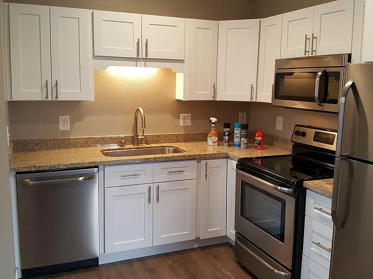 Hillcrest View — Photo 19