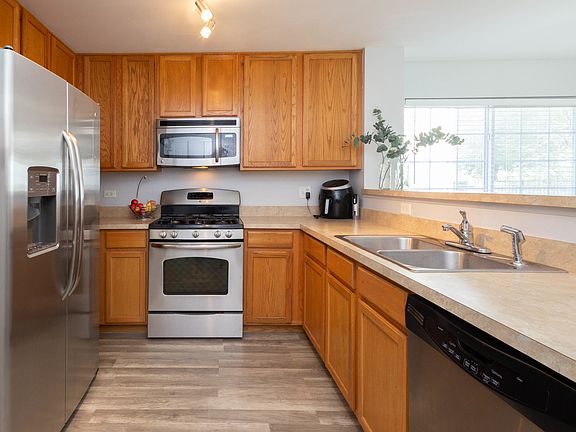 2nd image of 621 Briarcliff Dr